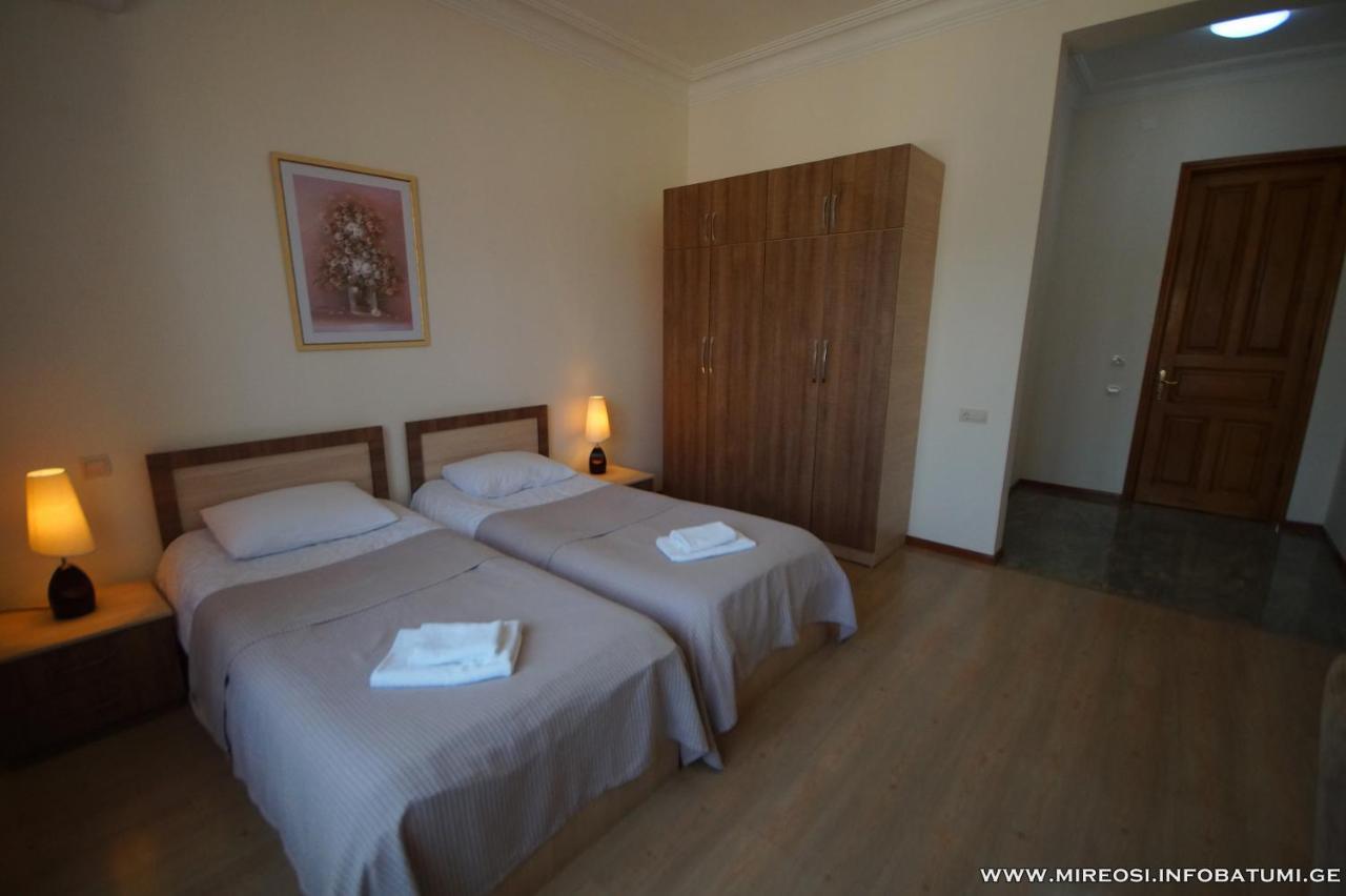 Hotel Mireosi Batumi Kültér fotó