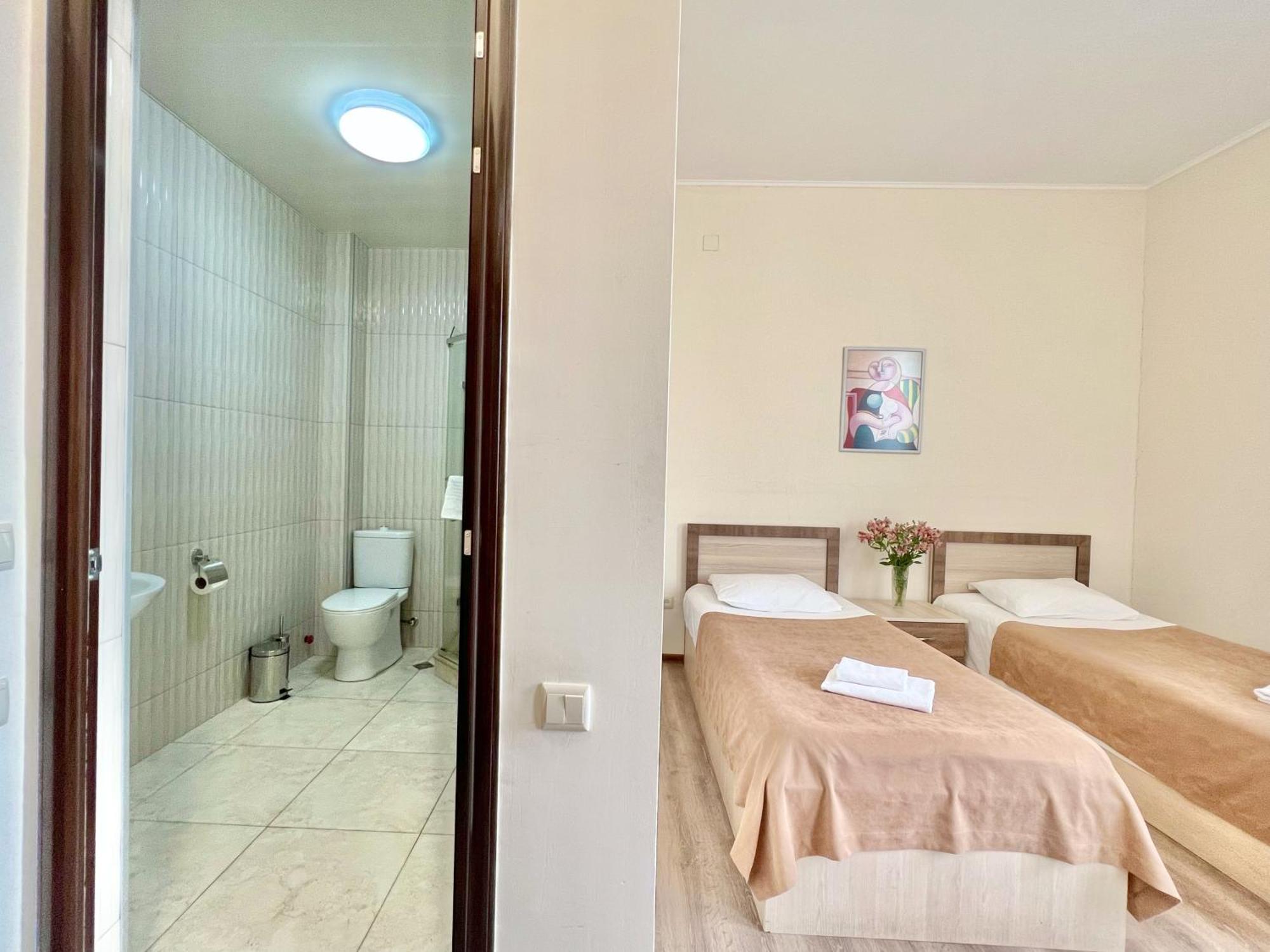 Hotel Mireosi Batumi Kültér fotó