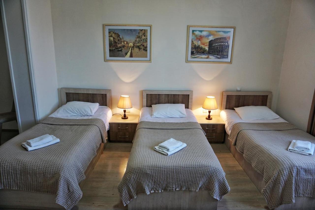 Hotel Mireosi Batumi Kültér fotó